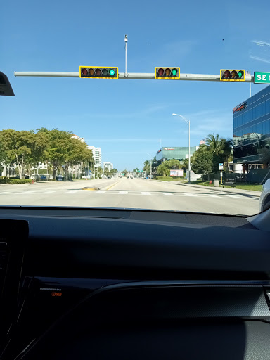 Shopping Mall «Southport Shopping Center», reviews and photos, 1303 SE 17th St, Fort Lauderdale, FL 33316, USA