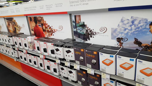 Office Supply Store «Staples», reviews and photos, 2120 SW 32nd Ave, Coral Gables, FL 33145, USA