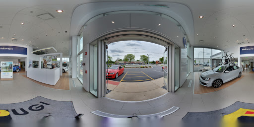 Volkswagen Dealer «Pugi Volkswagen», reviews and photos, 2020 Ogden Ave, Downers Grove, IL 60515, USA