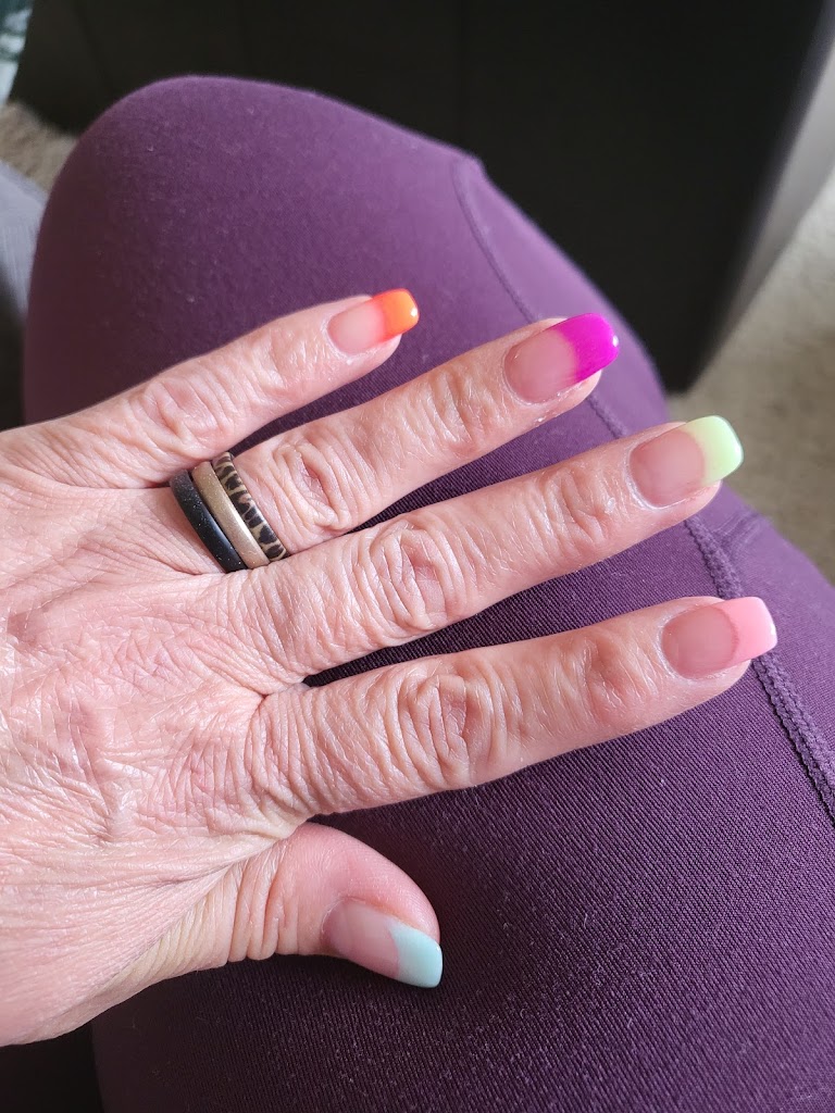 J V Nail Spa 49401