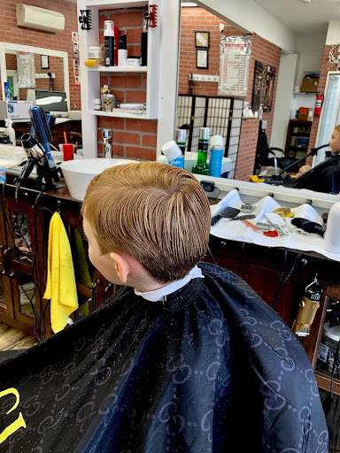 Barber Shop «Edmonds Barber Shop», reviews and photos, 224 Main St, Edmonds, WA 98020, USA