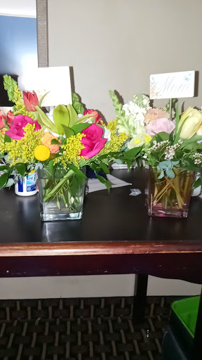 Florist «Redbud Floral», reviews and photos, 913 N Flood Ave, Norman, OK 73069, USA