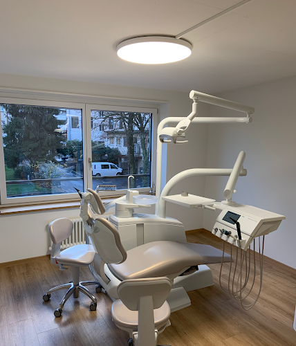 Zahnarztpraxis Oerlikon med. dent. M.Sahin - Zürich