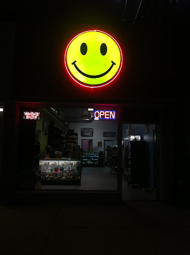 Tobacco Shop «Happy Bros. Smoke Shop & Novelty Store», reviews and photos, 11747 W Pico Blvd, Los Angeles, CA 90064, USA