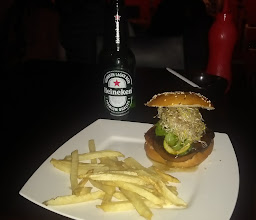 Salón Funtástico photo