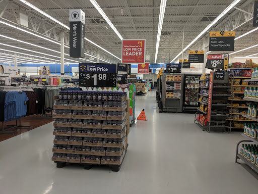 Department Store «Walmart Supercenter», reviews and photos, 3107 Market Pl, Onalaska, WI 54650, USA