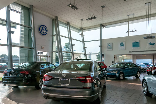 Volkswagen Dealer «Mike Haggerty VW», reviews and photos, 8920 S Cicero Ave, Oak Lawn, IL 60453, USA