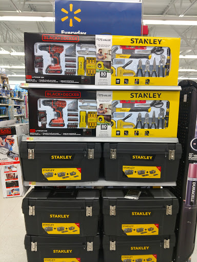 Department Store «Walmart Supercenter», reviews and photos, 2500 S Adams Rd, Rochester Hills, MI 48309, USA