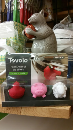 Furniture Store «Cost Plus World Market», reviews and photos, 2585 Tuscany St, Corona, CA 92881, USA