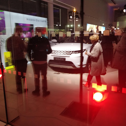 Reacties en beoordelingen van Land Rover Brussels West - Drogenbos