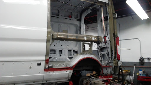 Auto Body Shop «Dean Auto Collision Center», reviews and photos, 700 N Main St, Providence, RI 02904, USA