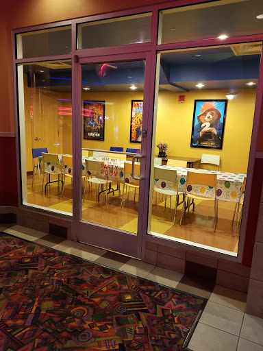 Movie Theater «Regal Cinemas Martin Village 16 & IMAX», reviews and photos, 5400 Martin Way E, Lacey, WA 98516, USA