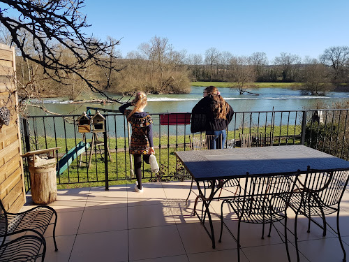 Gîte Rives et Terrasse (10 min de Verdun) à Charny-sur-Meuse