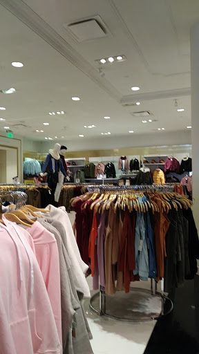 Clothing Store «F21 XXI», reviews and photos, 401 NE Northgate Way #1104, Seattle, WA 98125, USA