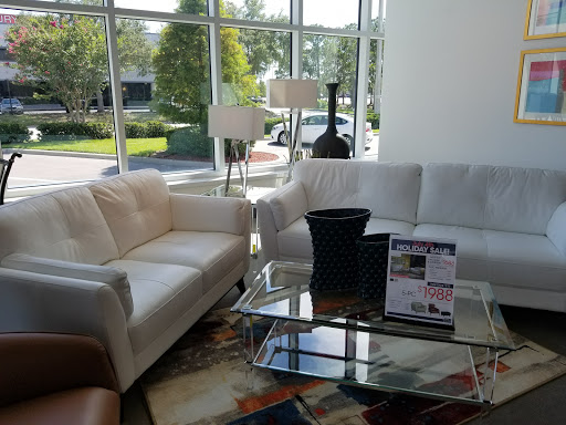 Furniture Store «Rooms To Go Furniture Store - Port Richey», reviews and photos, 9500 Scenic Dr, Port Richey, FL 34668, USA