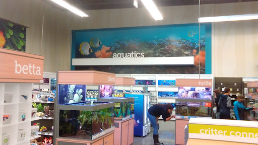 Pet Supply Store «Petco Animal Supplies», reviews and photos, 2687 Countryside Dr, Turlock, CA 95380, USA