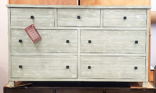 Department Store «Blessingdales Thrift Shop», reviews and photos, 1148 Sunrise Hwy, Amityville, NY 11701, USA