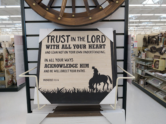 Comments and reviews of Hobby Lobby