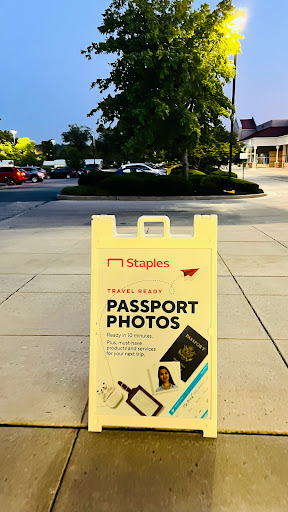 Office Supply Store «Staples», reviews and photos, 935 E Lancaster Ave, Downingtown, PA 19335, USA