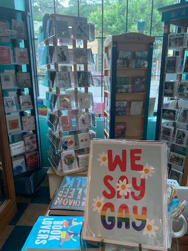 Gift Shop «White Rabbit Gifts», reviews and photos, 705 John Adams St, Oregon City, OR 97045, USA