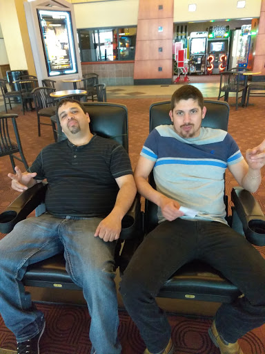 Movie Theater «AMC Classic Apple Valley 15», reviews and photos, 15630 Cedar Ave S, Apple Valley, MN 55124, USA