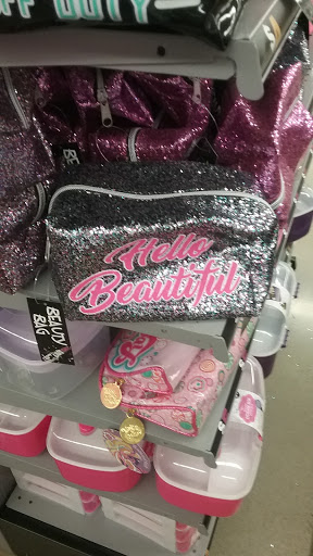 Shopping Mall «Creekside Commons Shopping Center», reviews and photos, Mentor Ave, Mentor, OH 44060, USA