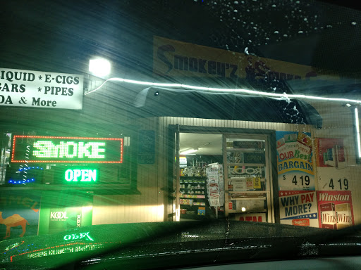 Tobacco Shop «Smokeyz Smoke Shop», reviews and photos, 410 Euclid St #7, Anaheim, CA 92802, USA