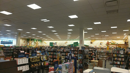 Book Store «Barnes & Noble», reviews and photos, 3561 N Freeway Blvd, Sacramento, CA 95834, USA