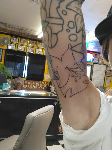 Tattoo Shop «Red Room Tattoo», reviews and photos, 231 Nord Ave, Chico, CA 95928, USA