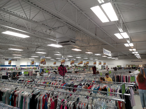 Thrift Store «Goodwill Retail Store of Lake St. Louis», reviews and photos, 913 Robert Raymond Dr, Lake St Louis, MO 63367, USA