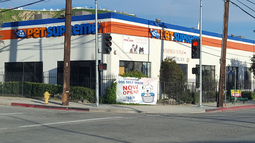 Pet Supreme, 12823 Foothill Blvd, Sylmar, CA 91342, USA, 