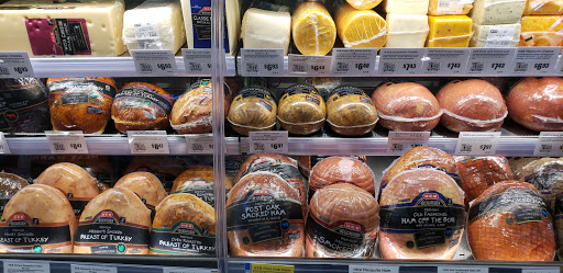 Grocery Store «H-E-B Grocery», reviews and photos, 97 Oyster Creek Dr, Lake Jackson, TX 77566‑4622, USA