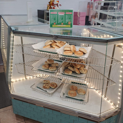 Donut Shop «Rose Donuts», reviews and photos, 5201 Linda Vista Rd, San Diego, CA 92110, USA