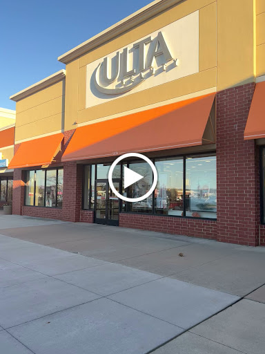 Hair Salon «Ulta Beauty», reviews and photos, 700 N Milwaukee Ave #117, Vernon Hills, IL 60061, USA