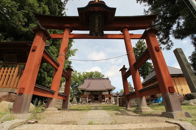 武運濃神社