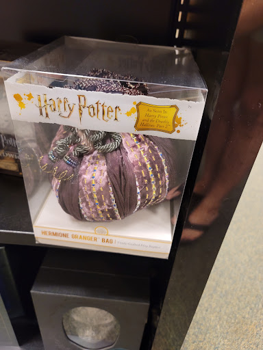 Book Store «Barnes & Noble», reviews and photos, 4300 Montgomery Rd, Ellicott City, MD 21043, USA