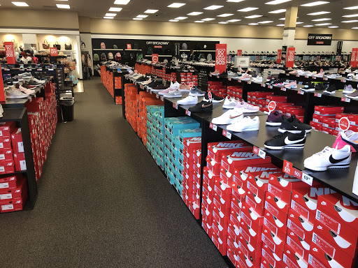 Shoe Store «Off Broadway Shoe Warehouse», reviews and photos, 27291 La Paz Rd, Laguna Niguel, CA 92677, USA