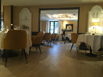 Atmosphère du Restaurant gastronomique Villa Marinette Restaurant à Gazeran - n°5