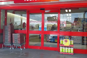 Iceland Supermarket Dundee image