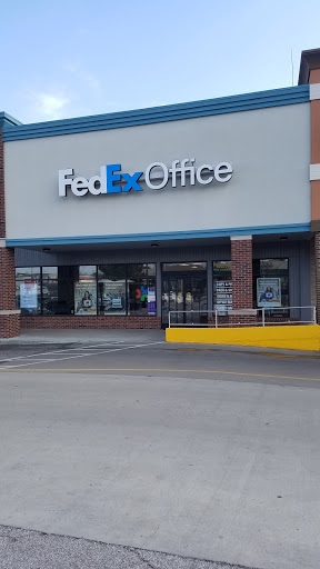 Print Shop «FedEx Office Print & Ship Center», reviews and photos, 2650 E 3rd St, Bloomington, IN 47401, USA