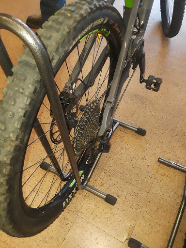 Bicycle Store «Bay Area Cycling -Pasadena», reviews and photos, 2049 S Richey St, Pasadena, TX 77502, USA