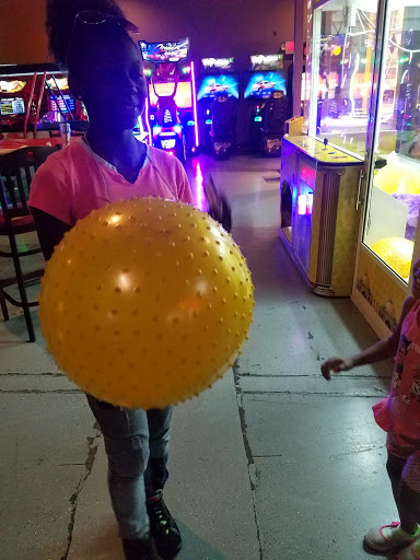 Restaurant «Lanes Trains And Automobiles», reviews and photos, 450 Butler Dr, Murfreesboro, TN 37127, USA