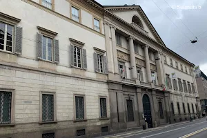 Palazzo Serbelloni image