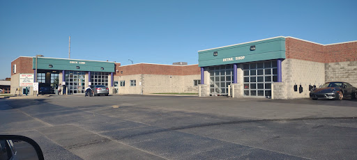 Triple T Carwash and  Lube & Detail Center en Champaign
