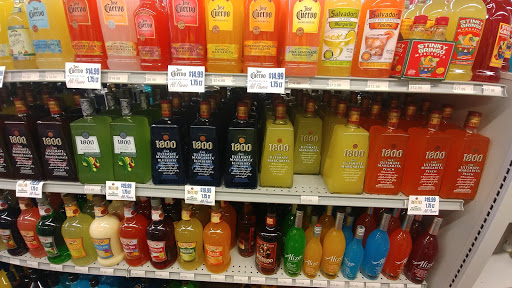 Wine Store «Kirby Wines & Liquors», reviews and photos, 2865 Kirby Rd, Memphis, TN 38119, USA