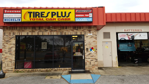 Tire Shop «Tires Plus», reviews and photos, 2240 Citrus Blvd, Leesburg, FL 34748, USA