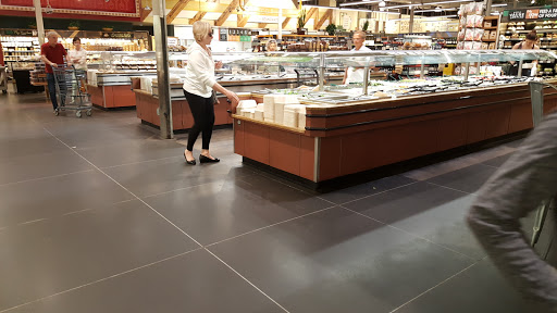 Grocery Store «Whole Foods Market», reviews and photos, 923 Houston Northcutt Blvd, Mt Pleasant, SC 29464, USA