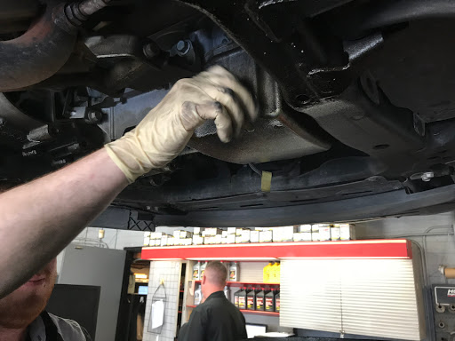 Auto Repair Shop «Bridwell Automotive Center», reviews and photos, 7171 E Lincoln Dr, Scottsdale, AZ 85253, USA