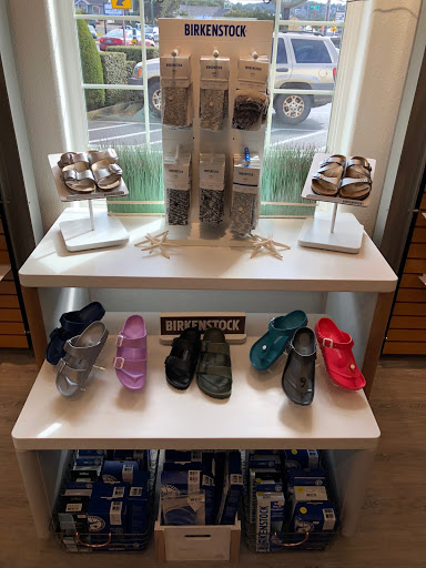 Shoe Store «Coastal Shoes», reviews and photos, 1317 NW U.S. 101, Lincoln City, OR 97367, USA