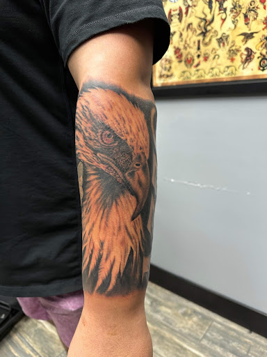 Explore husky tattoo ideas, creative tattoo ideas in El Paso, available at American Tattoo Society of Ft Bliss